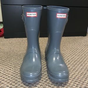 Short Gloss Hunter Rain Boots - grey, size 9